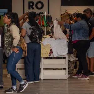 Comercios salteños trabajarán en horario corrido en la previa de Navidad