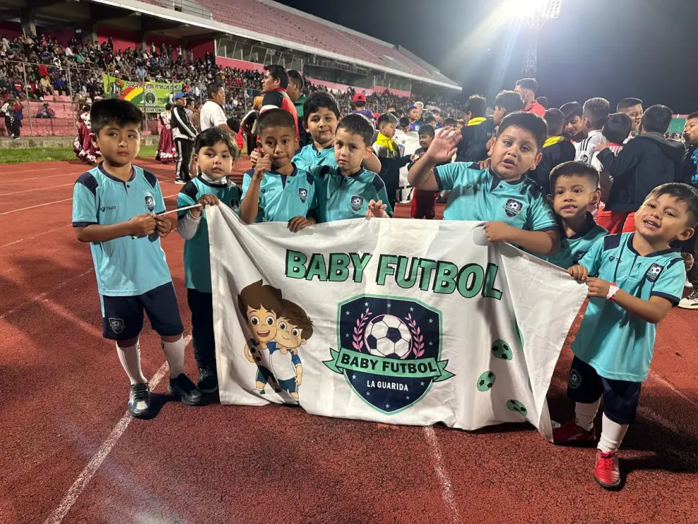 La escuelita de baby fútbol La Guarida en Tarija
