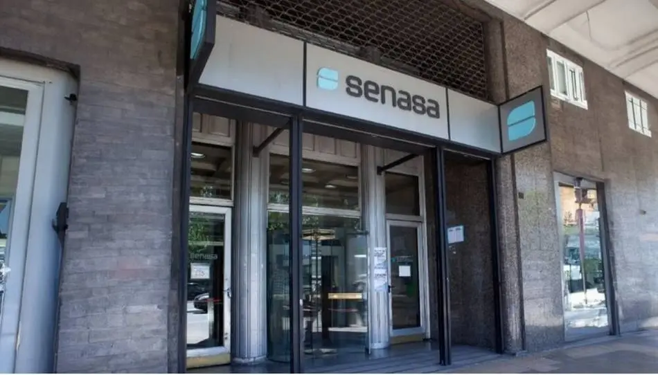Condenan a dos exfuncionarios de SENASA