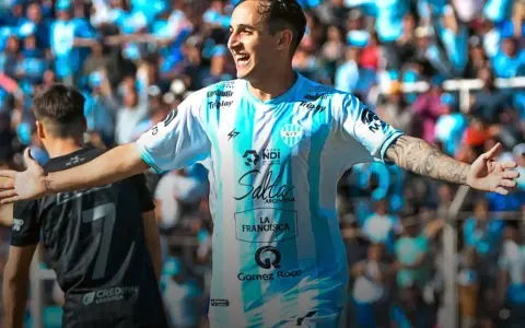 Juan Rocca, uno que vuelve a Gimnasia y Tiro.