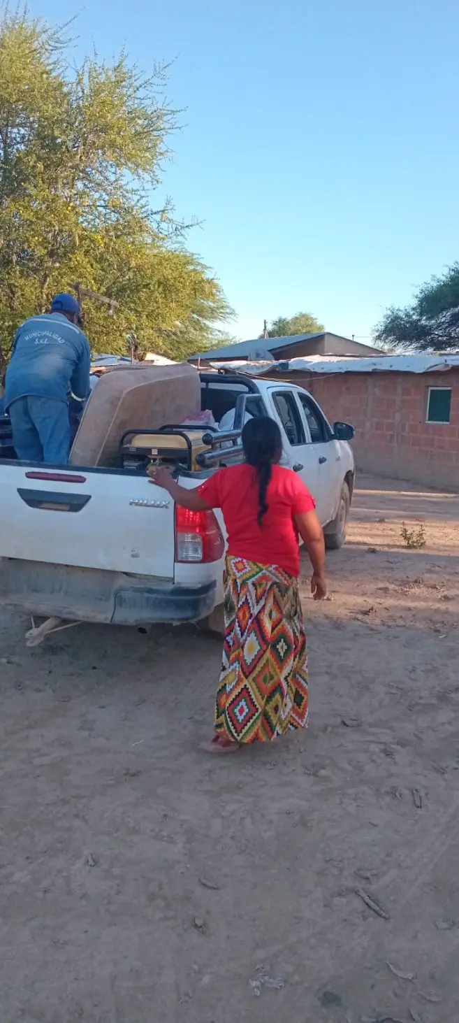 Habitantes comienzan a autoevacuarse por la inminente crecida