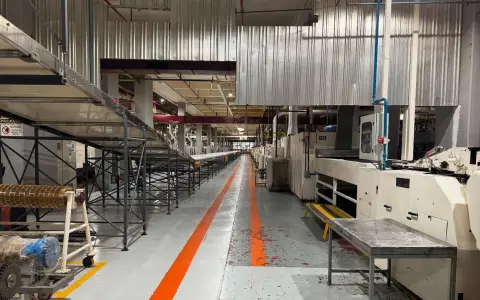 Fabrica vacía.