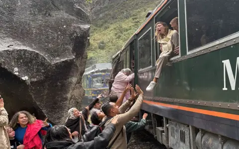 Choque de trenes Machu Picchu