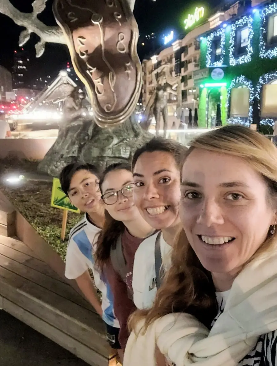 Emilia, hermana de Lu, de visita en Andorra.