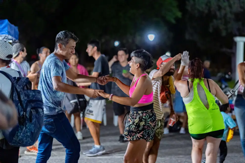 Cena Solidaria de Año Nuevo en el parque San Martín