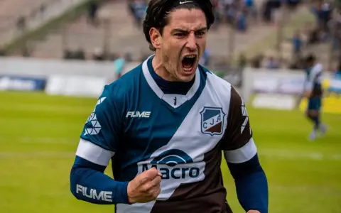 Juan Cruz Franzoni se marchó de Juventud Antoniana seducido por otro club de la categoría.
