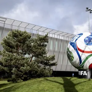 Intervención en Venezuela: ¿Por qué la FIFA haría la "vista gorda" con Estados Unidos y el Mundial pese a "castigar" a otras federaciones?
