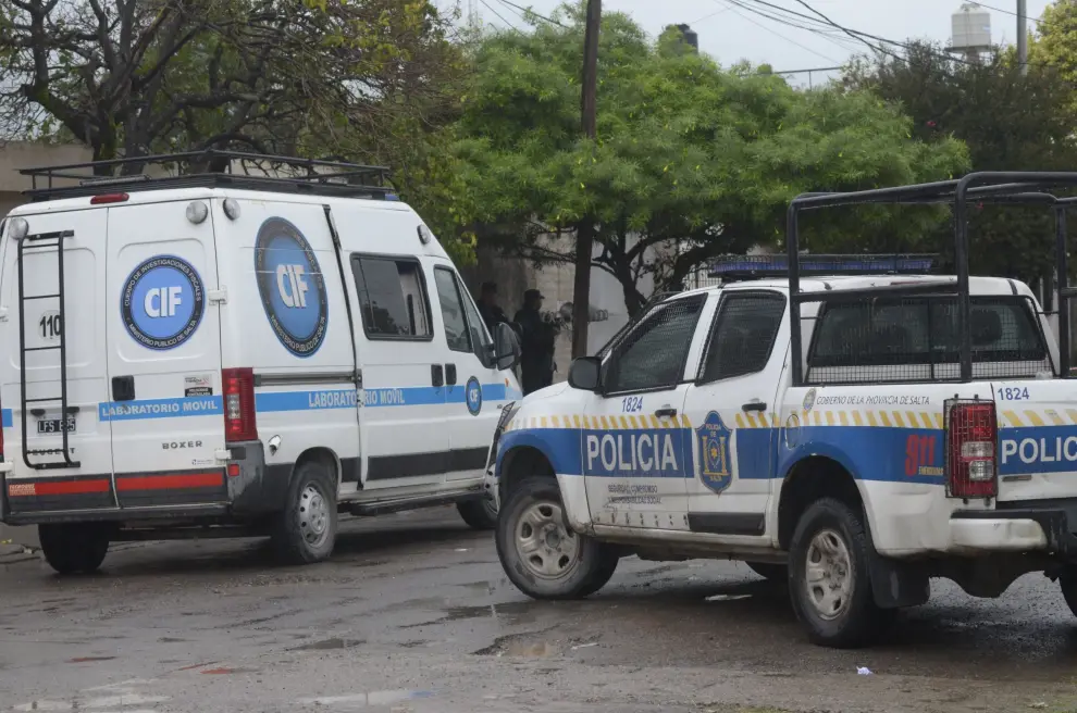 La policía aseguró la zona y espera la llegada del CIF.