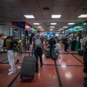 El Gobierno aumentó un 560 por ciento una tasa para el cabotaje y ahora volar será más caro