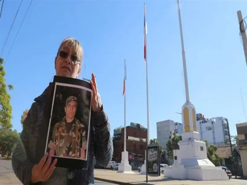 La madre del soldado Ramírez se hizo cargo de la querella y presentó pruebas para reabrir la causa a dos décadas de su muerte.