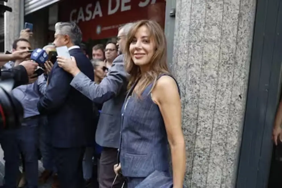 La saencista Flavia Royón en diálogos con la CGT. Foto: LN