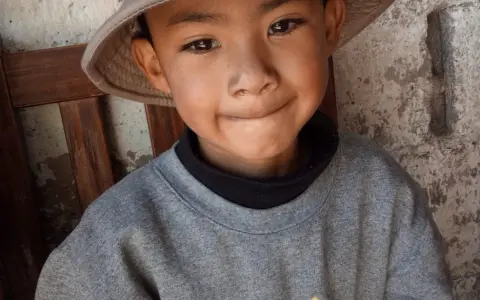 La lucha de Mateo: un niño de 5 años con un corazón fuerte y ganas de vivir