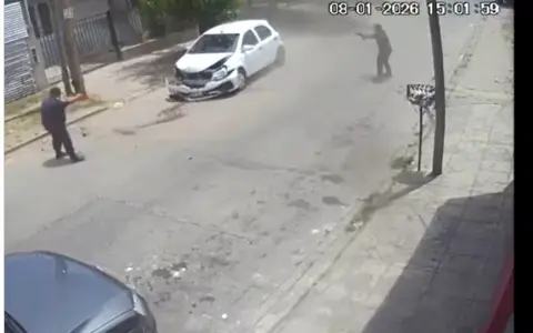 Delincuentes se resistieron a los tiros y lograron escapar de la policía