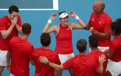 El equipo suizo festeja meterse por primera vez en una final de un certamen internacional de tenis por equipos