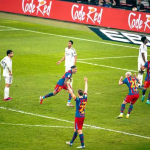 Barcelona venció al Real Madrid en un partido electrizante y se quedó con la Supercopa de España