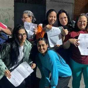 Venezuela liberó a 24 presos políticos, pero no hay novedades de Nahuel Gallo