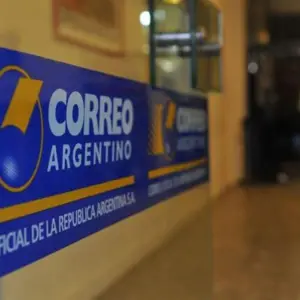 La ANMAT inhabilitó a nueve empresas por irregularidades: El extraño caso del Correo Argentino
