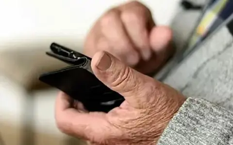 Estafa digital a los abuelos.