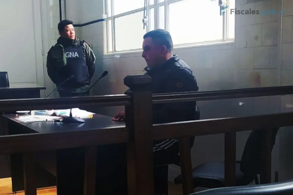 El primer detenido del caso, el cabo de Gendarmería, Diego Hernán Delgado, durante la audiencia de formalización en mayo de 2024.