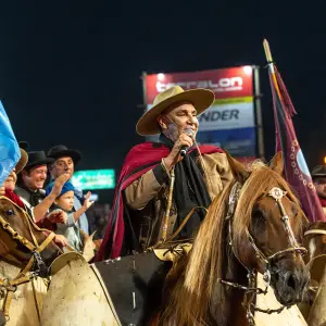 Javier Milei se dará un baño de artistas salteños en el festival de Jesús María
