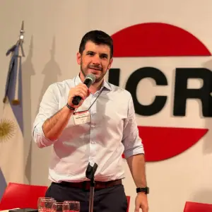 Interna radical al rojo vivo: Provincias Unidas exige ser la "única representación" de la UCR