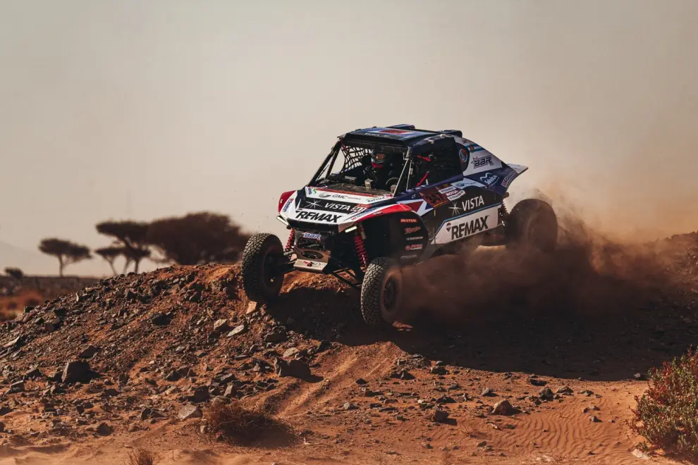 Kevin Benavides a toda marcha en el desierto de Arabia Saudita