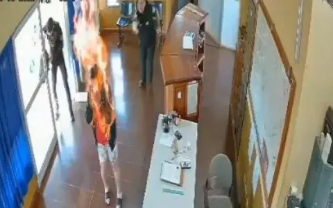  Laura Esther Delmas, 