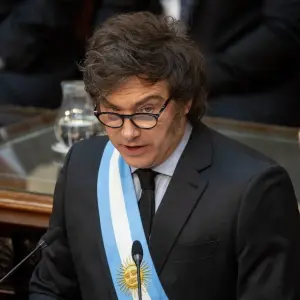 Antes de irse a Davos, Milei llamó a sesiones extraordinarias en el Congreso