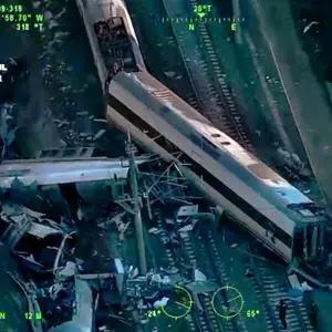 Cómo fue el impactante choque de trenes de alta velocidad en el sur de España que dejó al menos 39 muertos