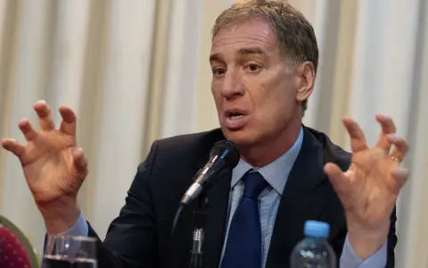 Diego Santilli, presión por universidades y por el DNU