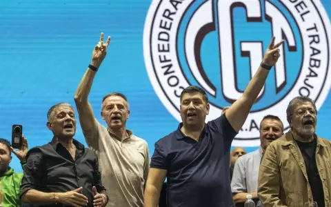 CGT apura agenda con gobernadores para construir "una mayoría" contra la Reforma Laboral