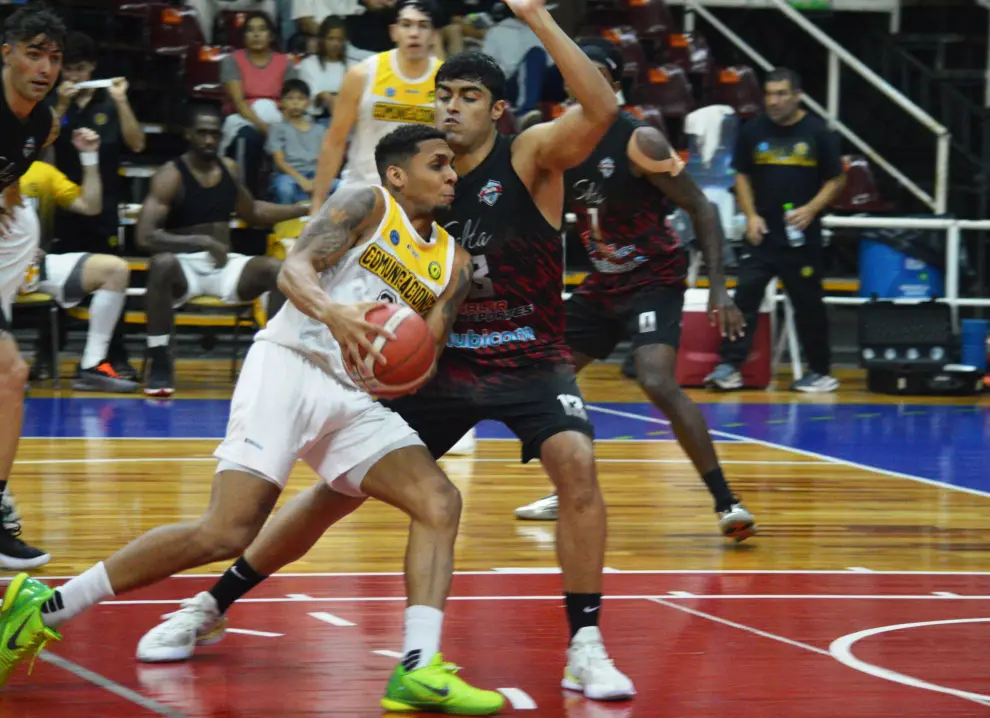 Los Infernales vs. Comunicaciones