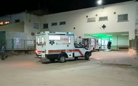 El hospital San Roque de la localidad de Embarcación, donde la víctima recibió las primeras atenciones.