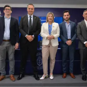 Según el gobierno nacional, bajaron los homicidios y los robos en el país