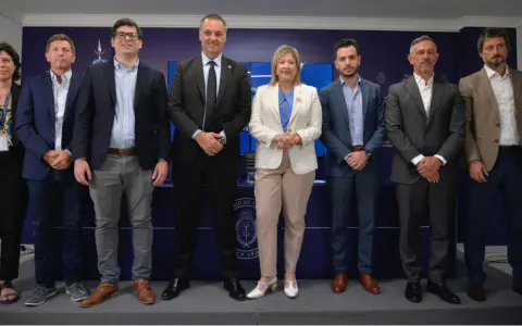 La ministra de Seguridad, Alejandra Monteoliva, y el jefe de Gabinete, Manuel Adorni