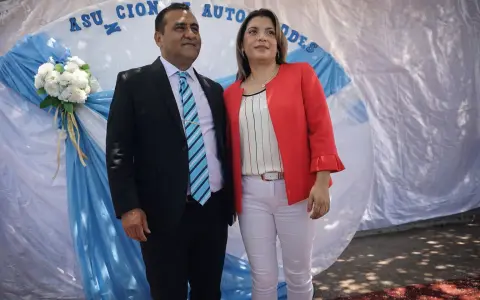 Leopoldo Cuenca y  su esposa Paola Torres