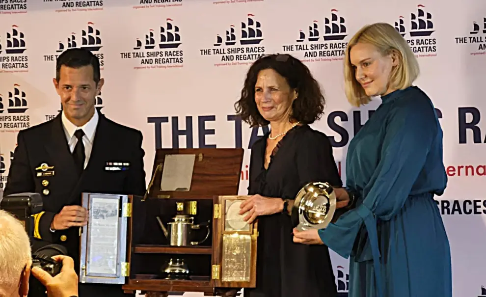 La fragata ARA “Libertad” ganó por décima vez la “Boston Teapot Trophy”