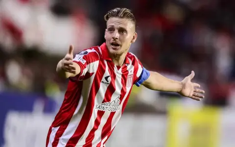 Santiago Ascacibar cambiaría La Plata por La Boca, sin escalas