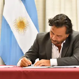 Volantazo de Sáenz, que decreta "narcotest" obligatorio para funcionarios de Salta: "Si consumen, afuera"