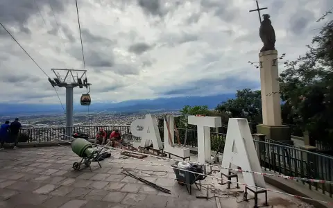 Obras en plena temporada alta en uno de los íconos turísticos de Salta