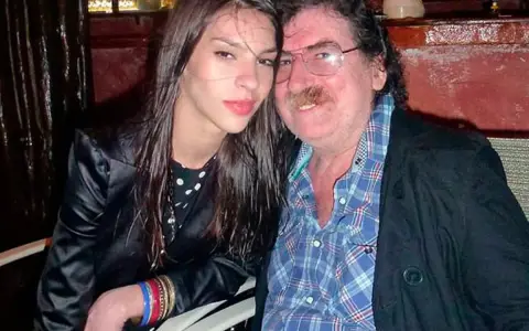 Escandalo entre Charly García, su ex novia y Roberto pettinato