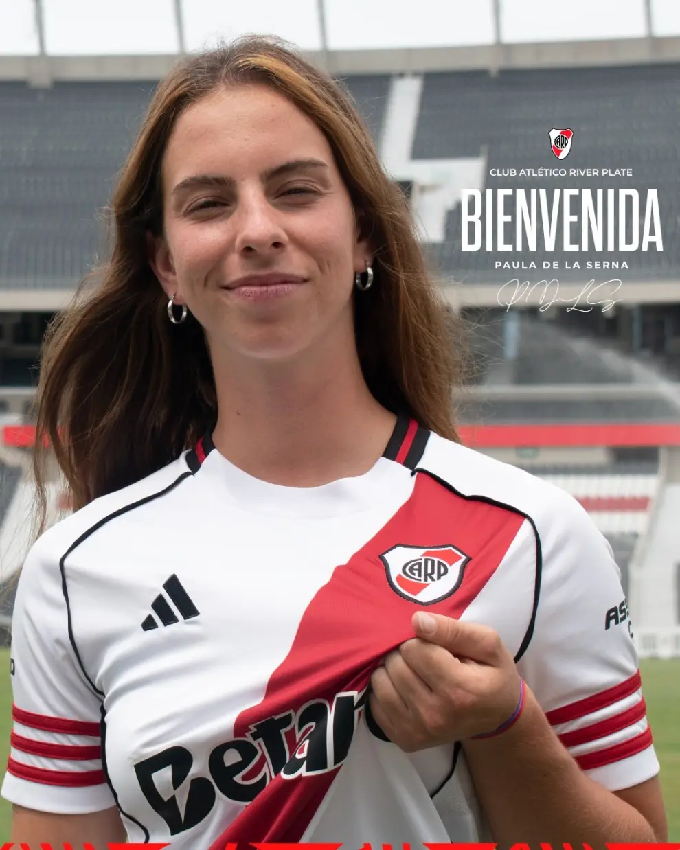 Paula de la Serna, la delantera salteña.