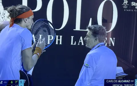 Alexander Zverev en llamas con el arbitraje.