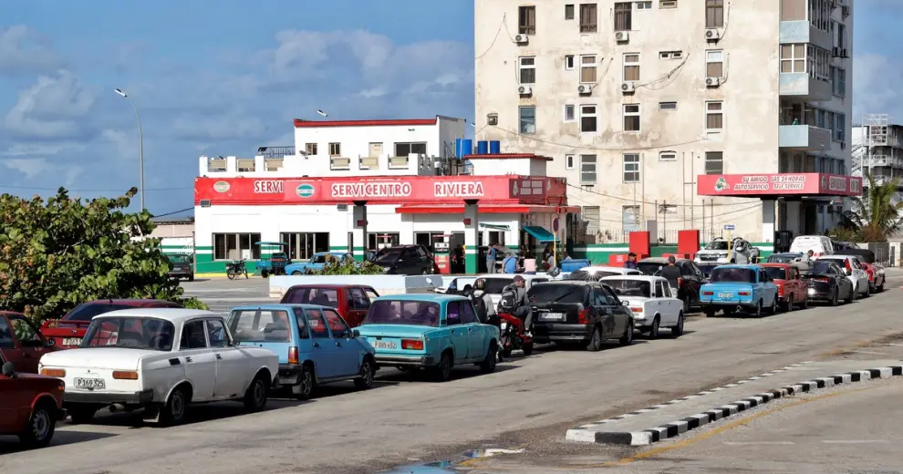 Cuba sin combustibles y con cortes en servicios básicos.