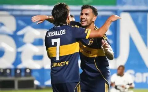 Leandro Paredes y Exequiel Zeballos, los dos máximos estandartes actuales del plantel de Boca.