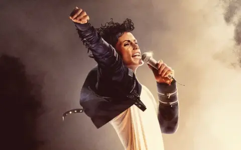 Jaafar Jackson en la piel de su tío Michael.