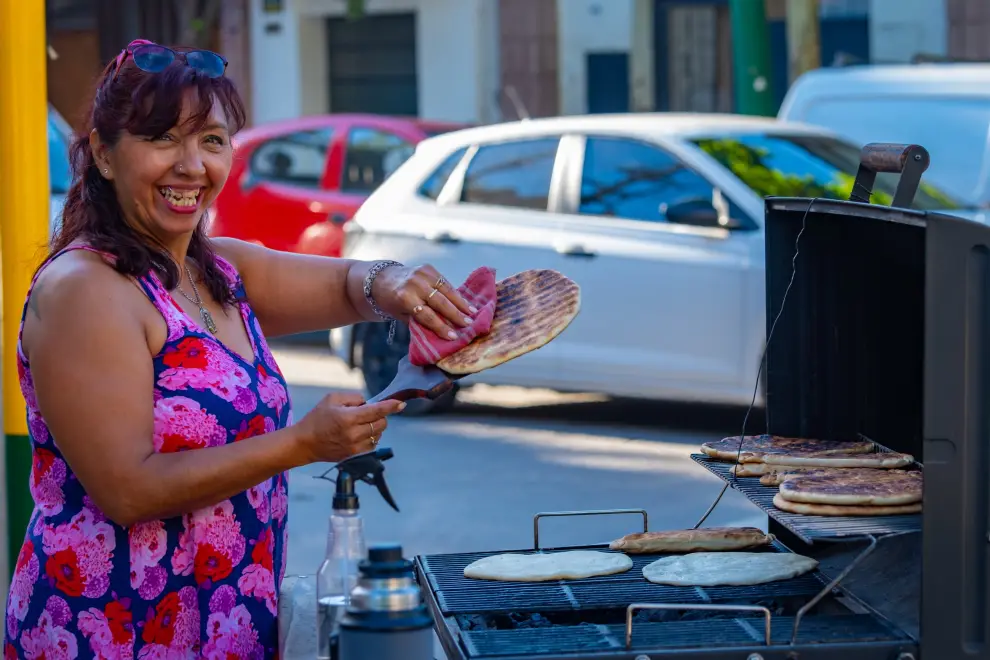 Leonel Romero y su madre venden tortillas