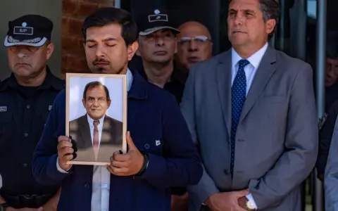 Homenaje a Vicente Cordeyro en la escuela de Cadetes de la policía 