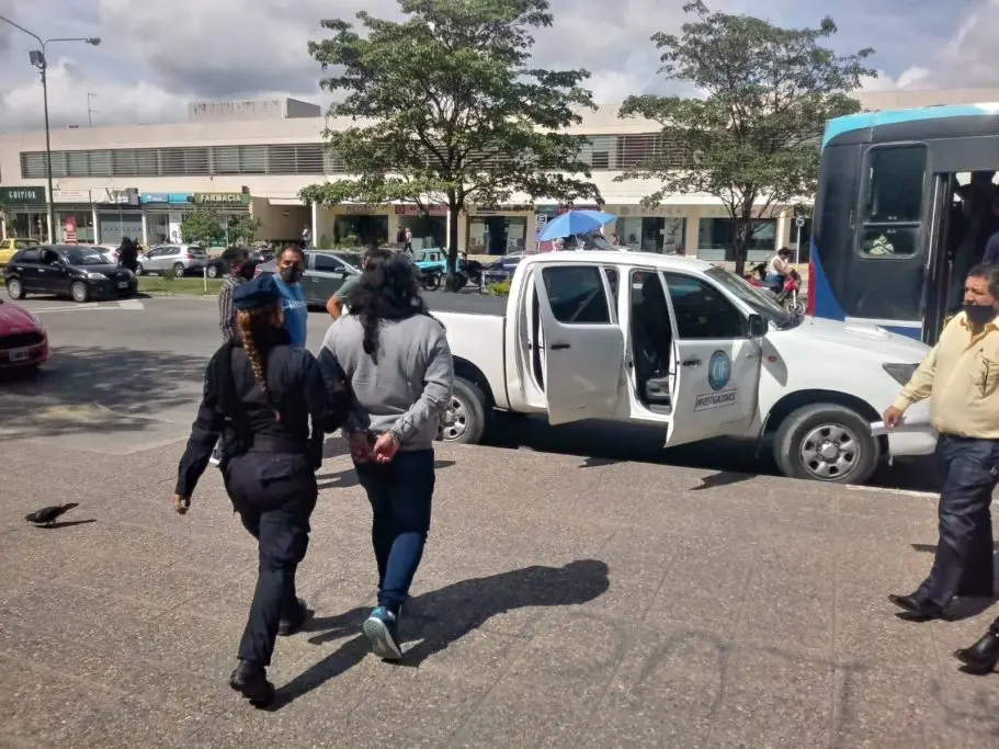 Detención de Moya, sindicada como líder de una organización ilícita.