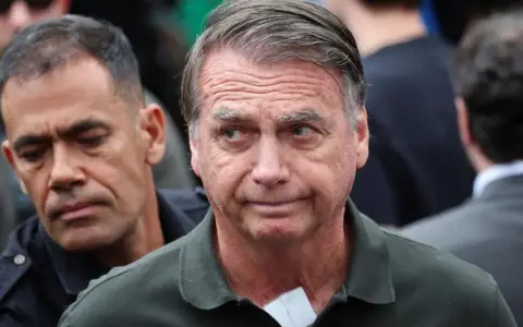 Jair Bolsonaro - expresidente de Brasil